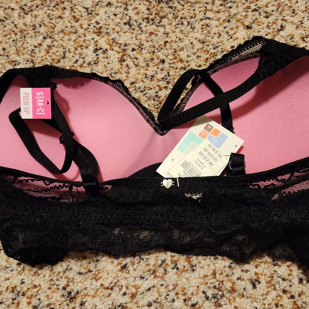 NEW VS PINK BRA SIZE SMALL, BLACK - Picture 2 of 2